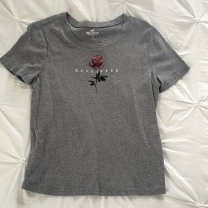 hollister gray graphic tee